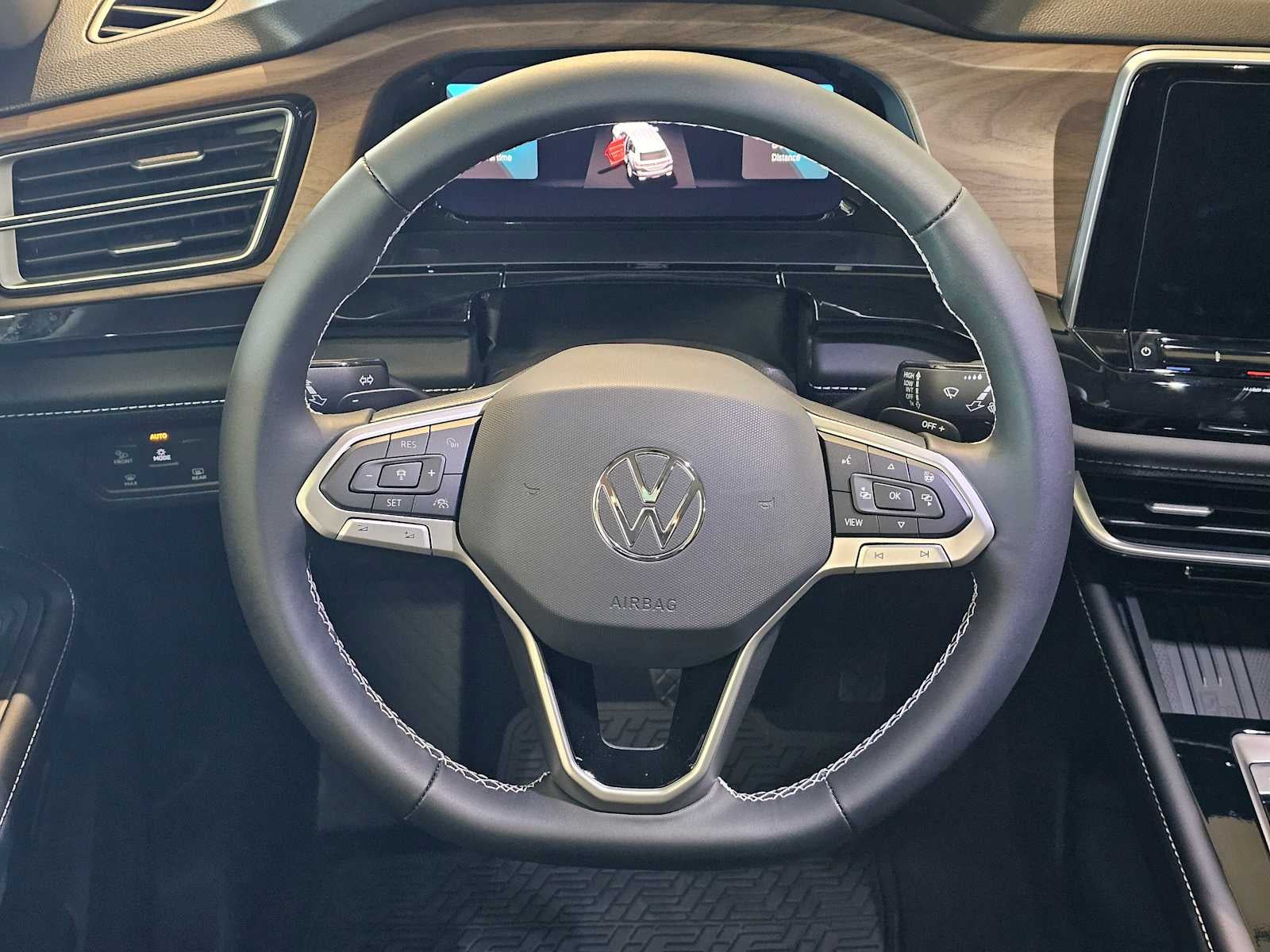 2026 Volkswagen Atlas 2.0T SE w/Technology 4MOTION