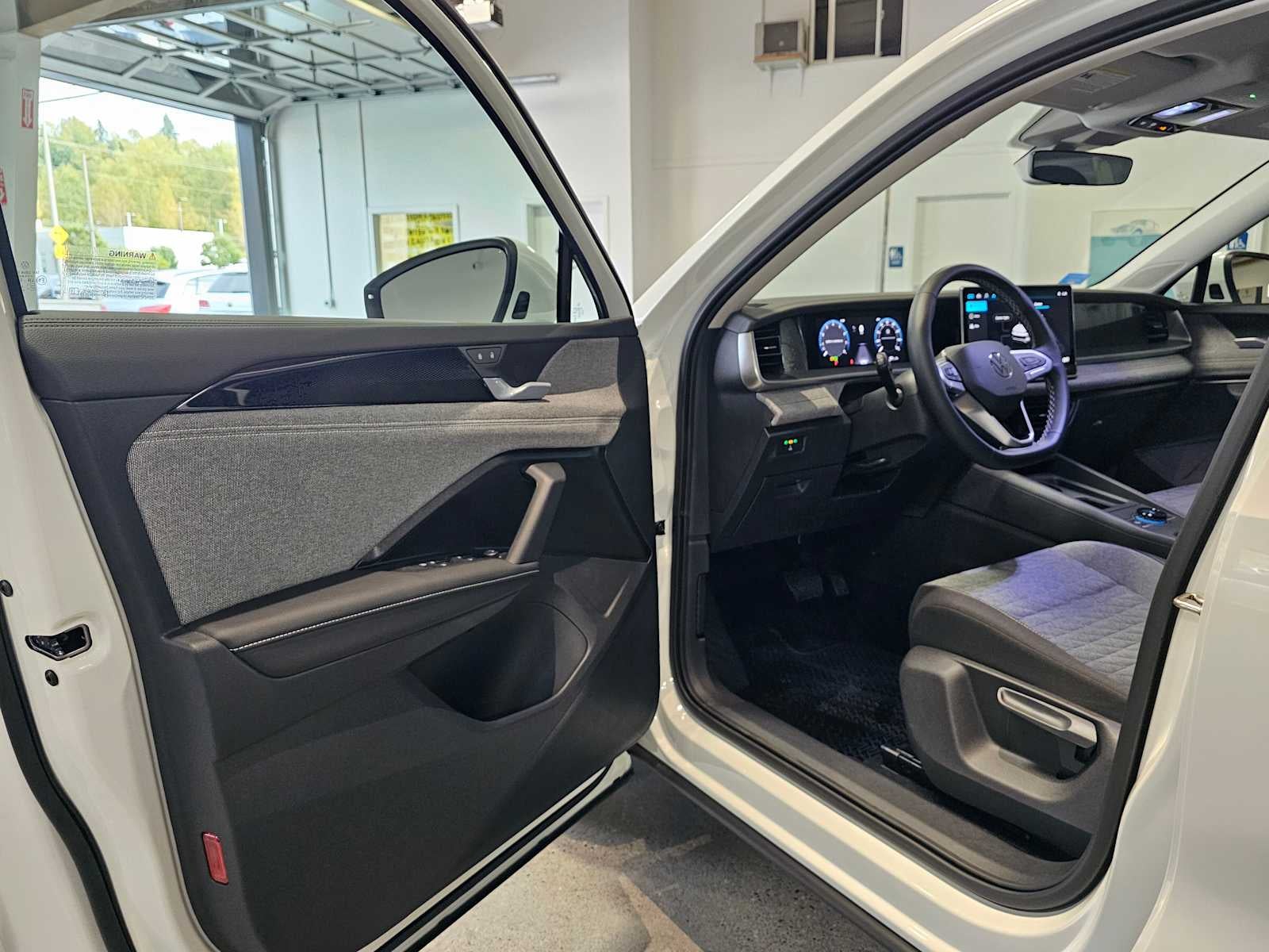 2025 Volkswagen Tiguan 2.0T S 4MOTION