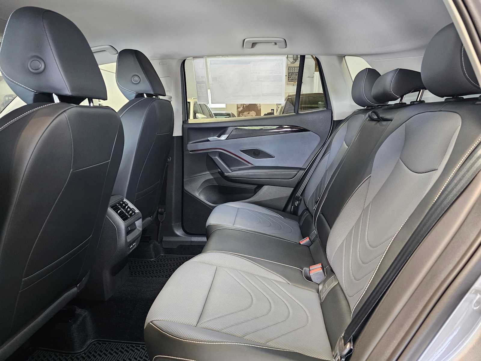 2026 Volkswagen Tiguan SE 4MOTION