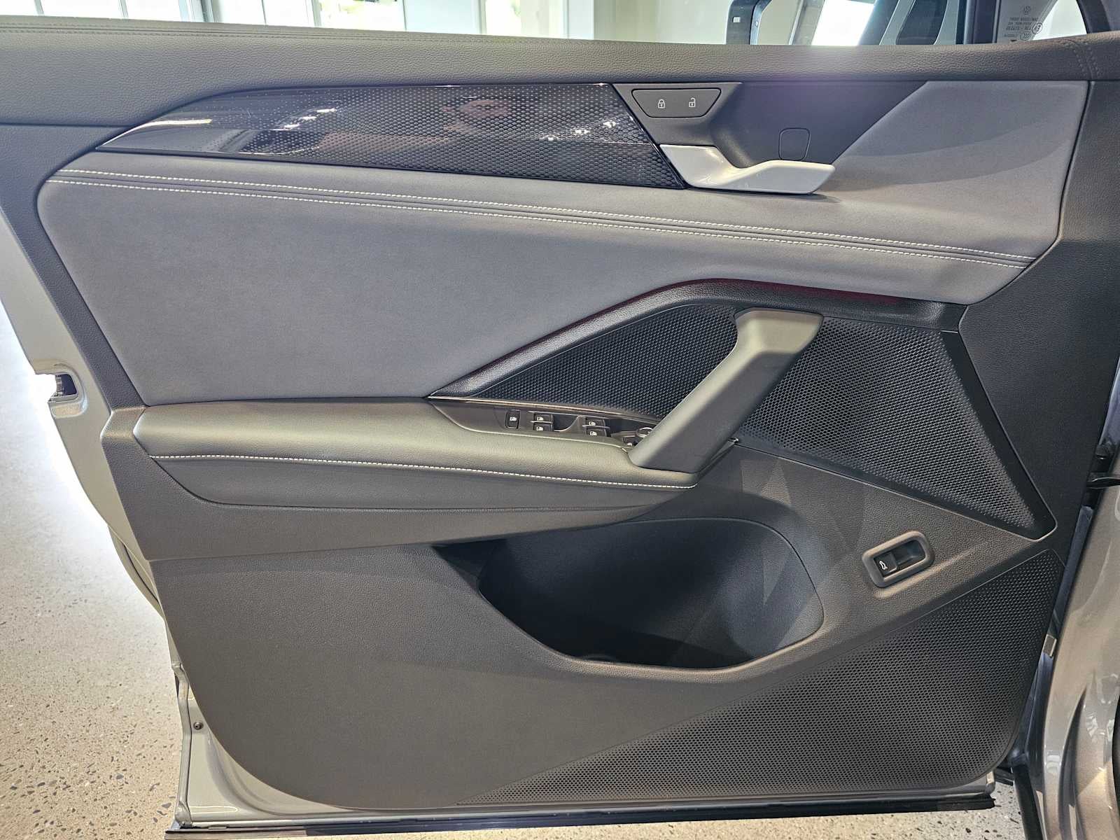 2026 Volkswagen Tiguan SE 4MOTION
