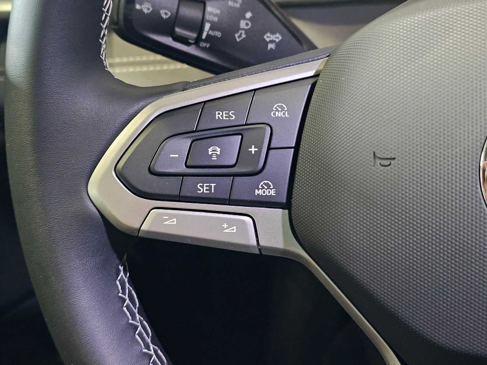 2026 Volkswagen Tiguan SE 4MOTION