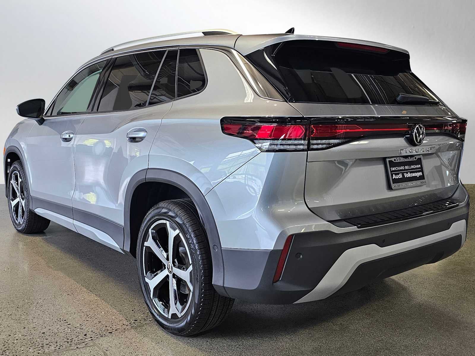 2026 Volkswagen Tiguan SE 4MOTION