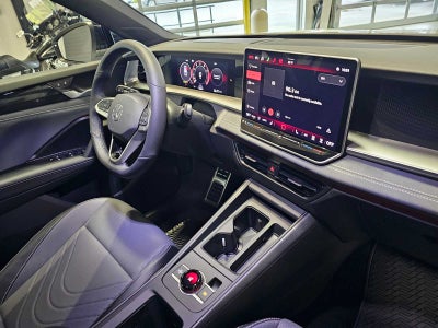 2026 Volkswagen Tiguan 2.0T SE R-Line Black 4MOTION