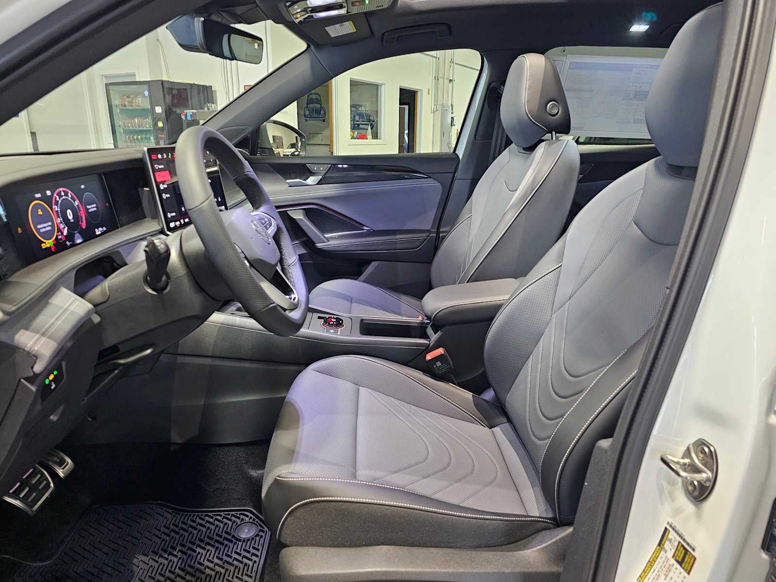 2026 Volkswagen Tiguan 2.0T SE R-Line Black 4MOTION