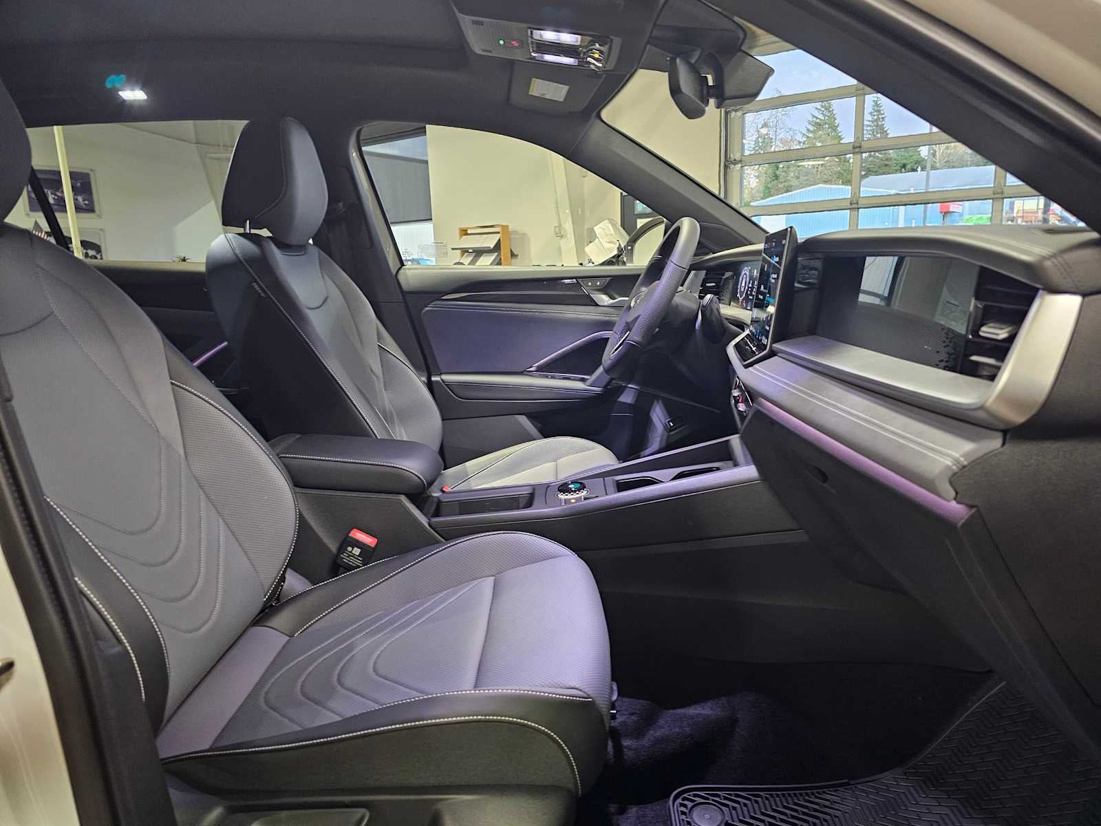 2026 Volkswagen Tiguan 2.0T SE R-Line Black 4MOTION