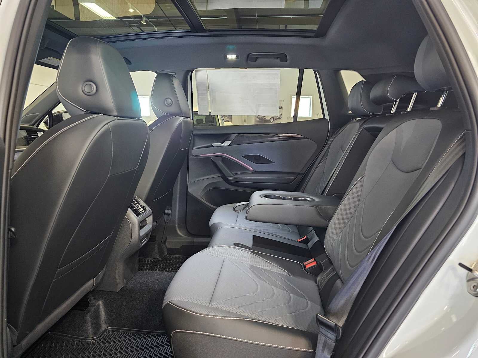 2026 Volkswagen Tiguan SE R-Line Black 4MOTION