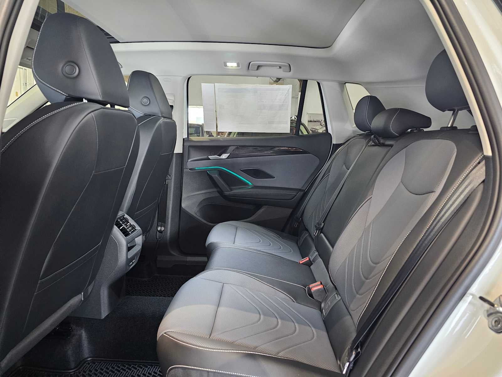 2026 Volkswagen Tiguan SE 4MOTION