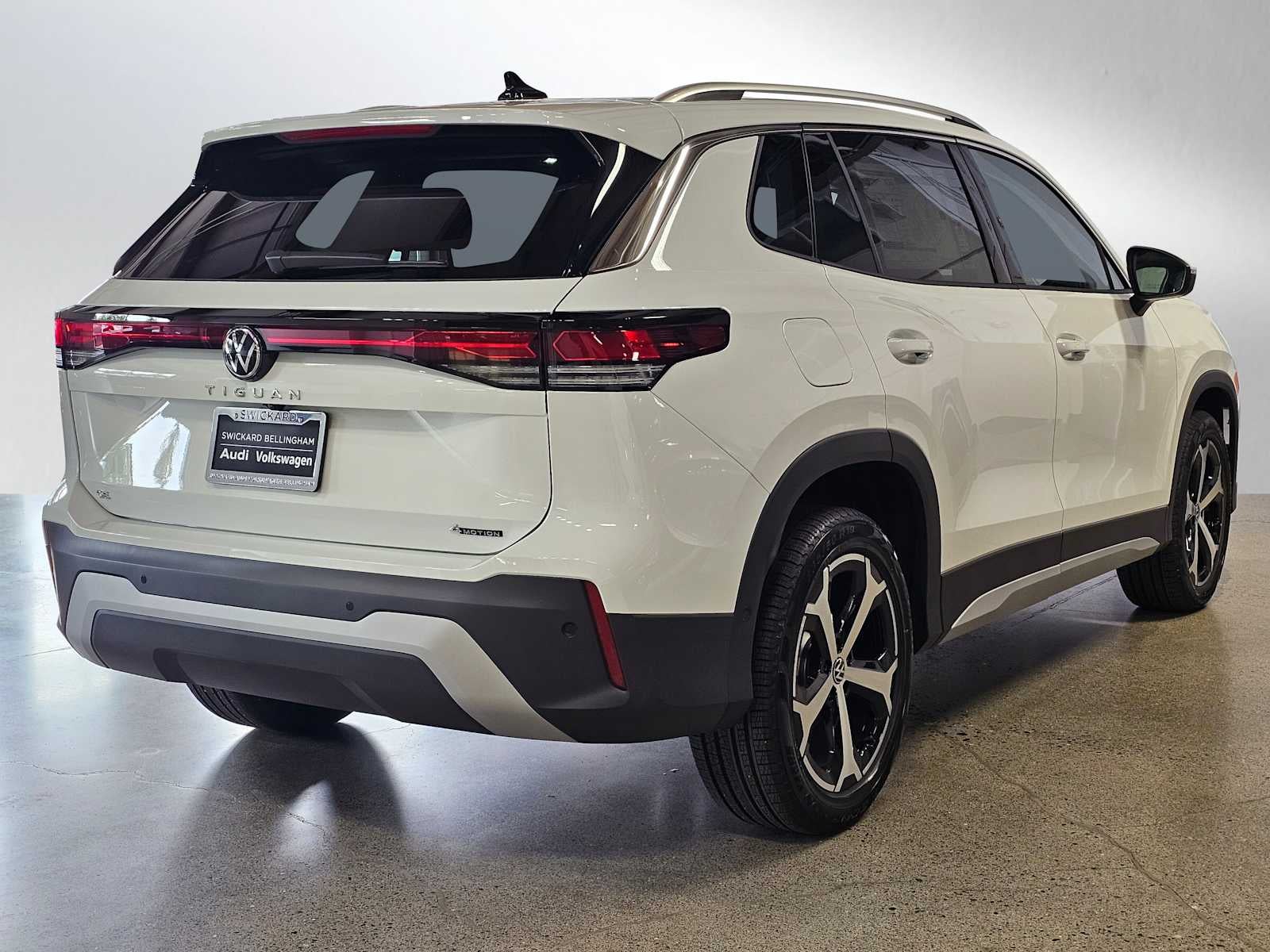 2026 Volkswagen Tiguan SE 4MOTION