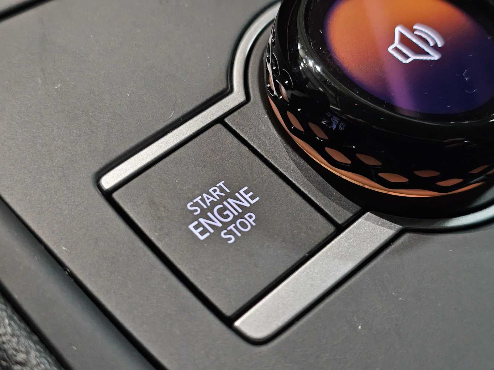 2026 Volkswagen Tiguan 2.0T SE 4MOTION