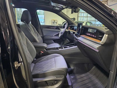 2026 Volkswagen Tiguan 2.0T SEL R-Line Turbo 4MOTION