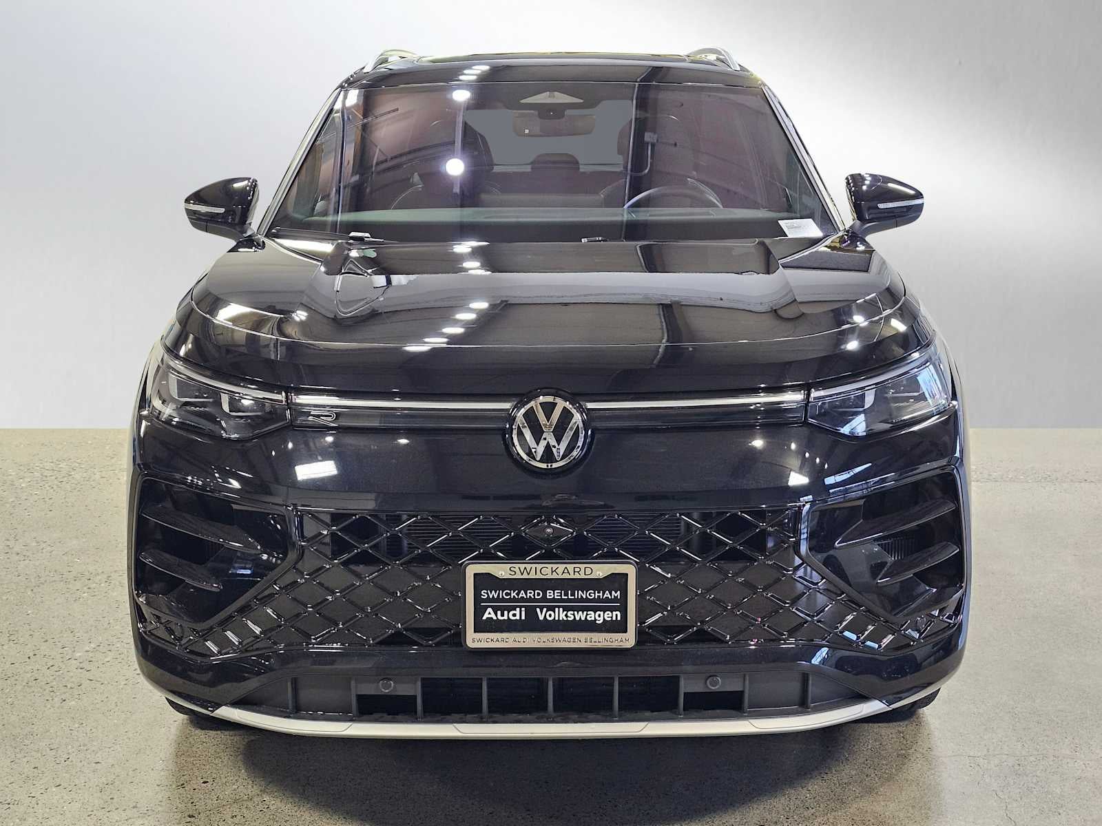 2026 Volkswagen Tiguan 2.0T SEL R-Line Turbo 4MOTION