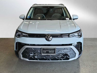 2025 Volkswagen Taos SE 4MOTION