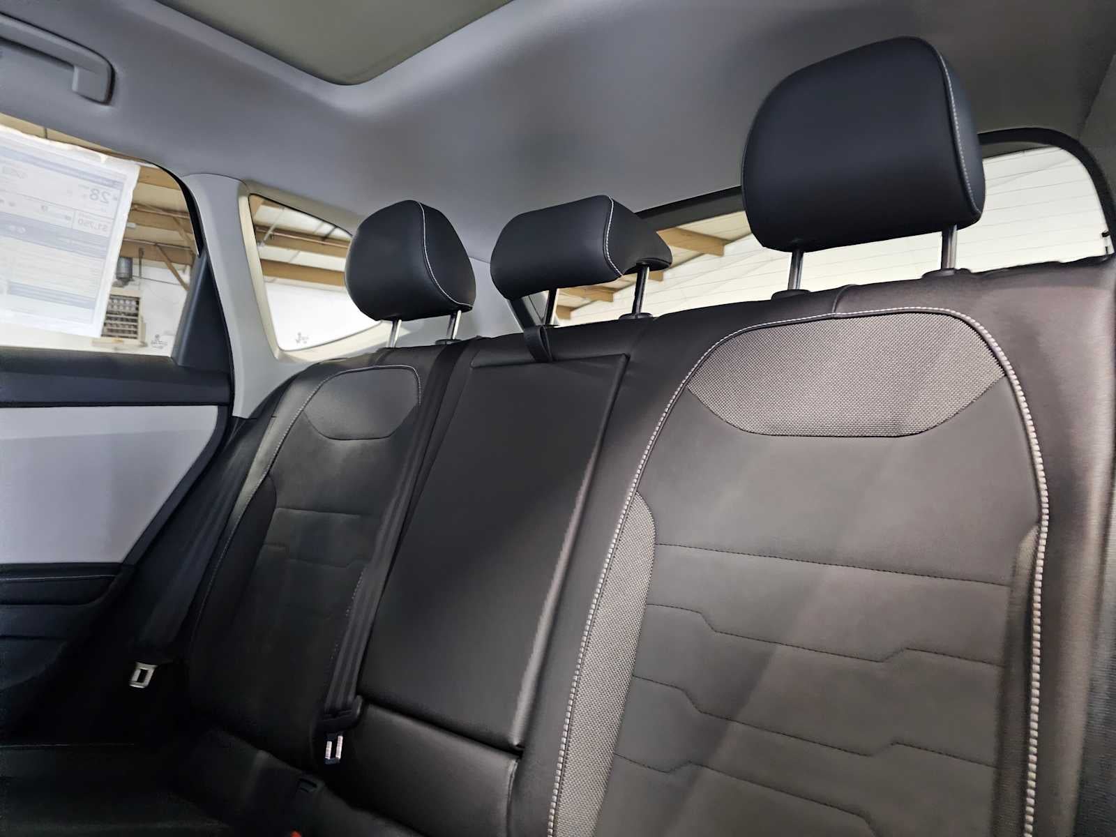 2026 Volkswagen Taos SE 4MOTION