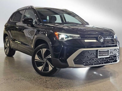 2026 Volkswagen Taos SE 4MOTION
