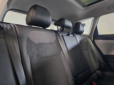 2026 Volkswagen Taos SE 4MOTION