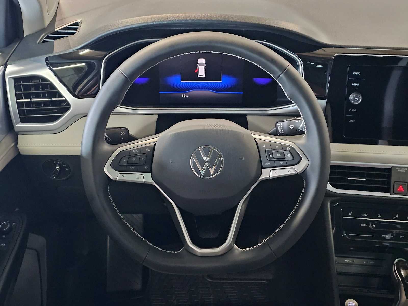 2026 Volkswagen Taos SE 4MOTION
