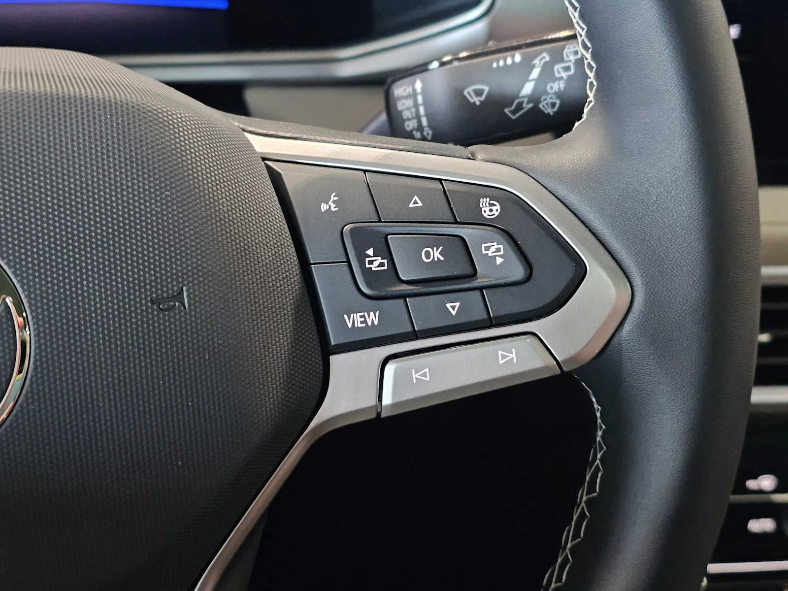 2026 Volkswagen Taos SE 4MOTION