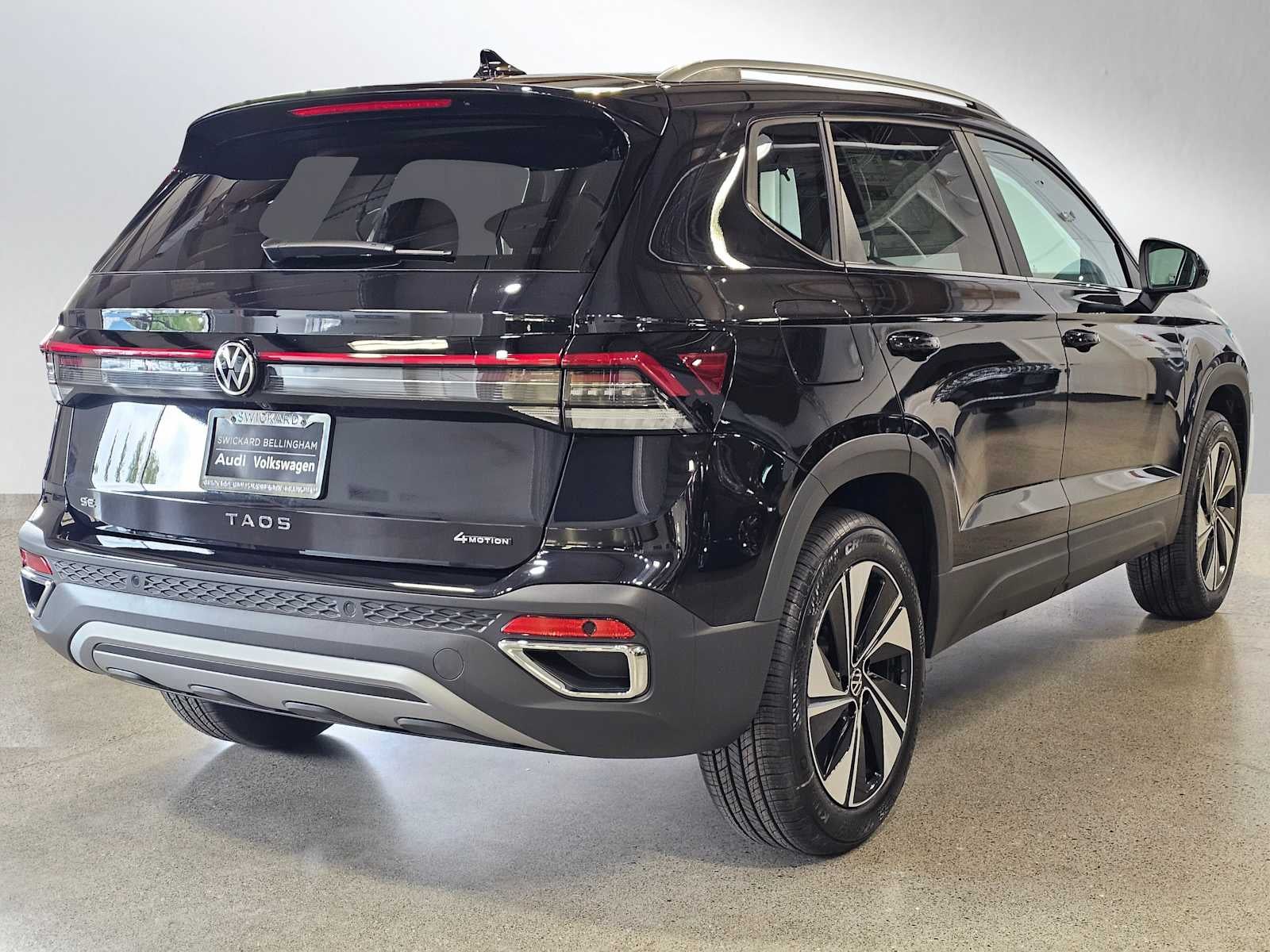 2026 Volkswagen Taos SE 4MOTION