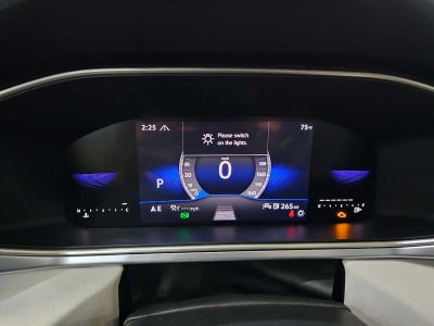 2025 Volkswagen Taos SE 4MOTION