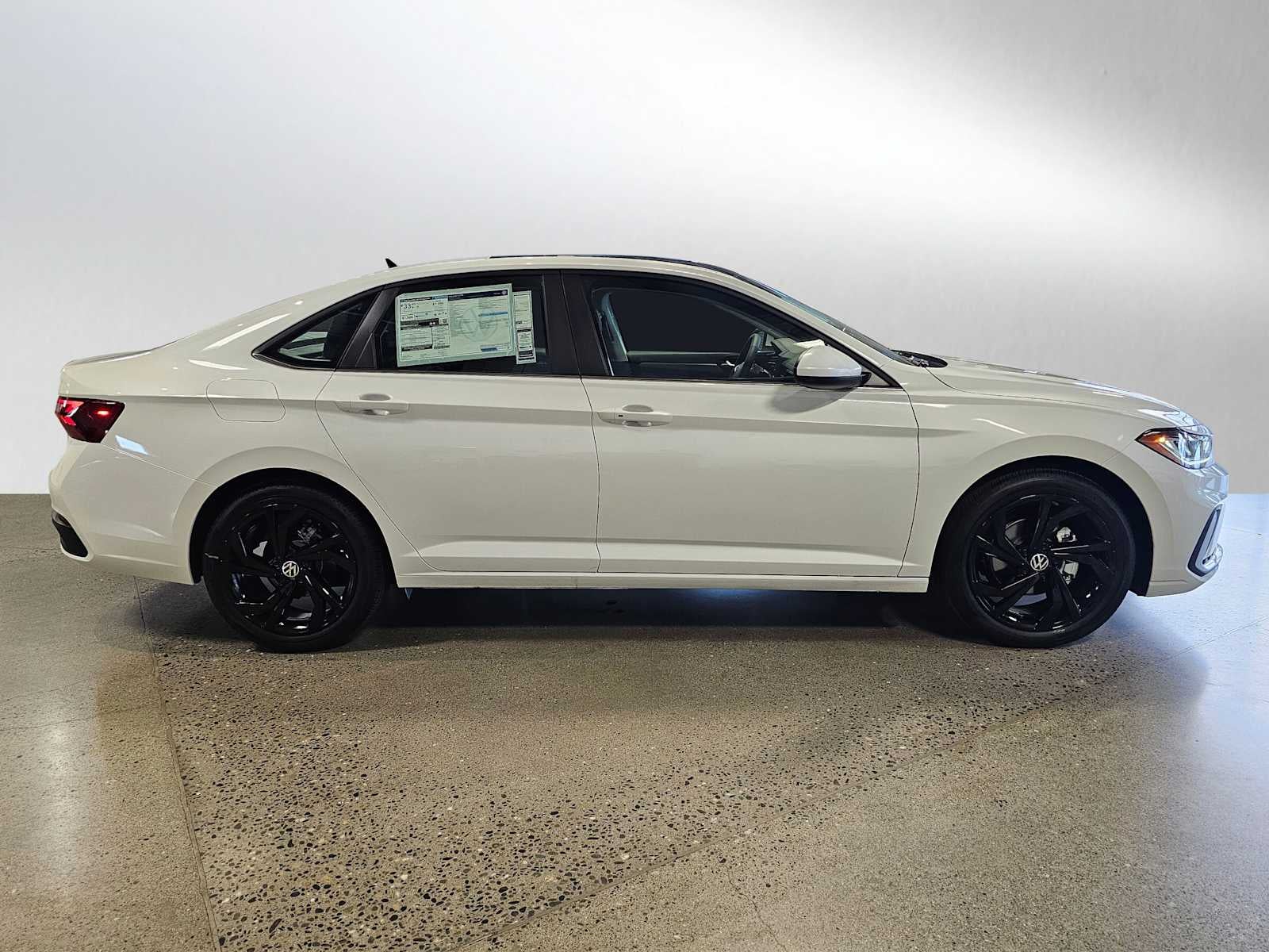 2026 Volkswagen Jetta SE Auto