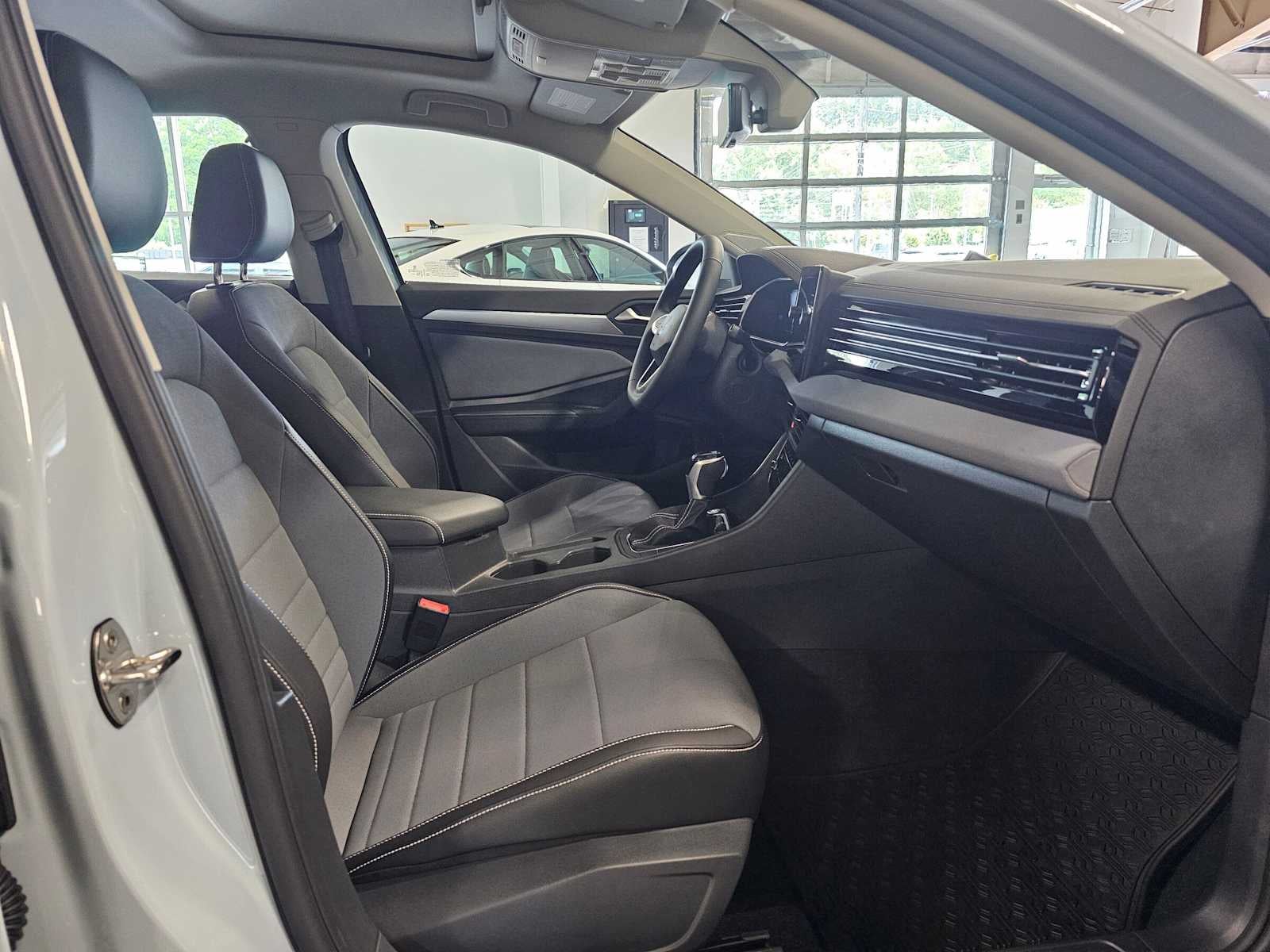 2026 Volkswagen Jetta SE Auto
