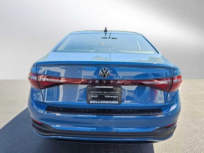 2025 Volkswagen Jetta SE Auto