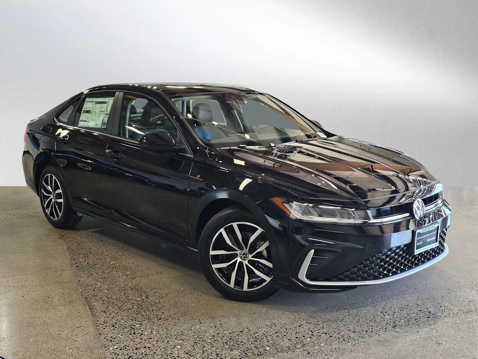 2025 Volkswagen Jetta SE Auto