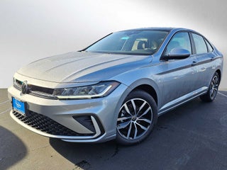 2025 Volkswagen Jetta SE Auto