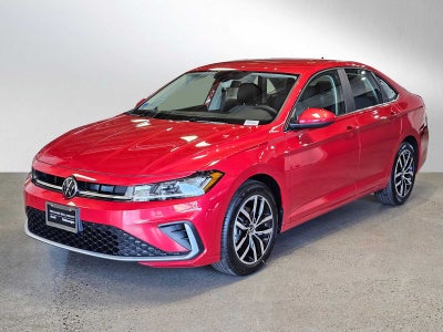 2025 Volkswagen Jetta SE Auto