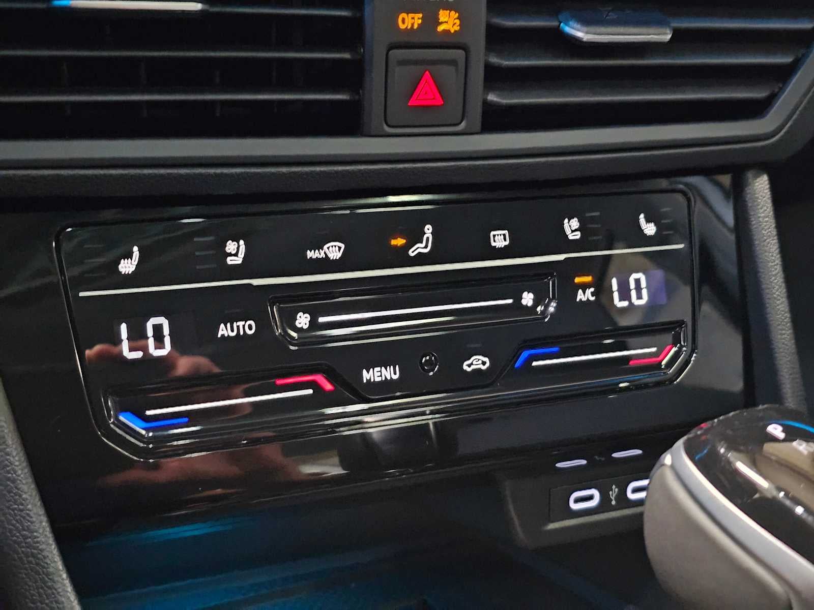 2025 Volkswagen Jetta SEL Auto