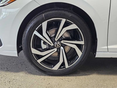 2025 Volkswagen Jetta SEL Auto