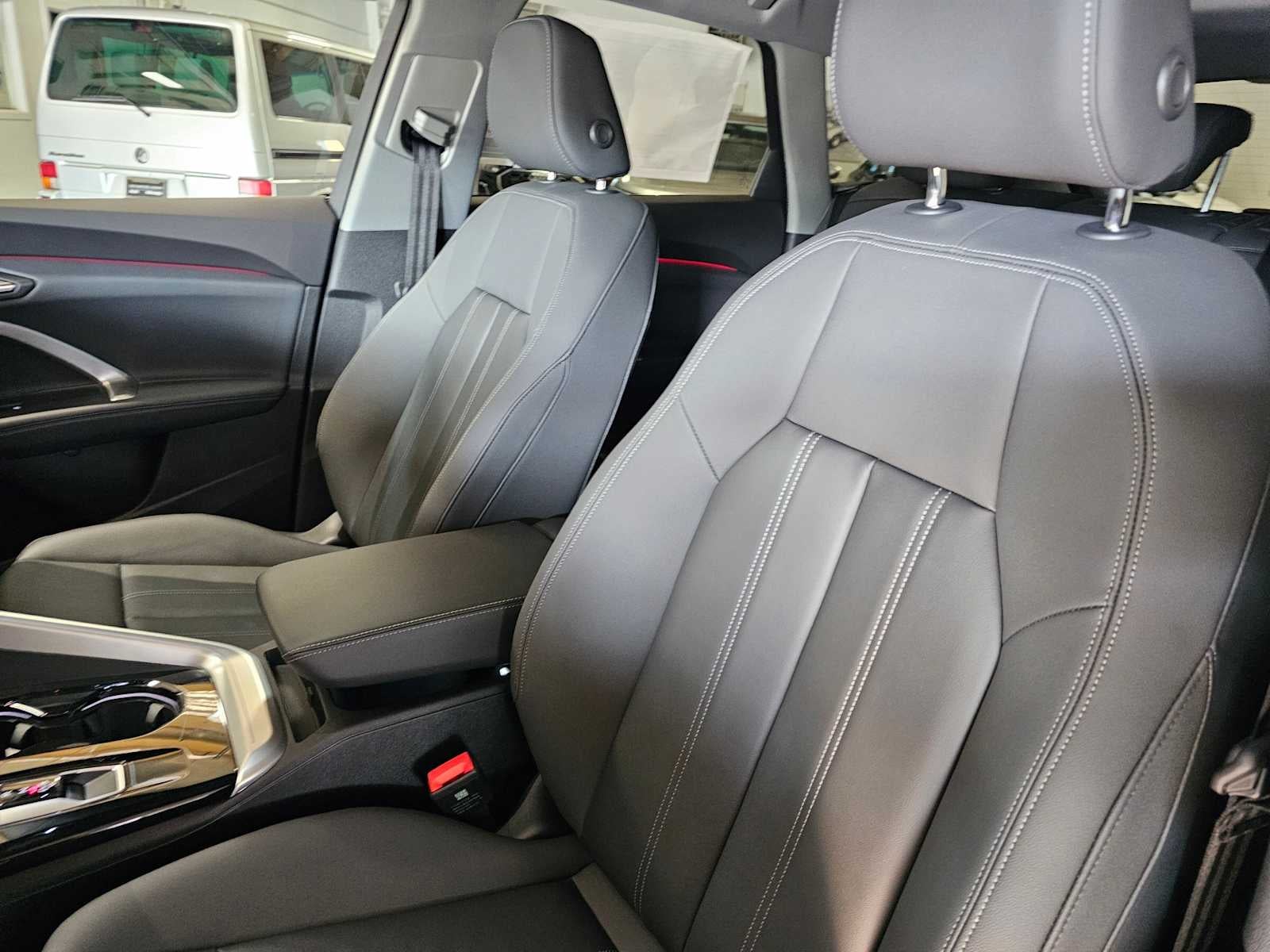 2025 Audi Q5 Premium 2.0 TFSI quattro