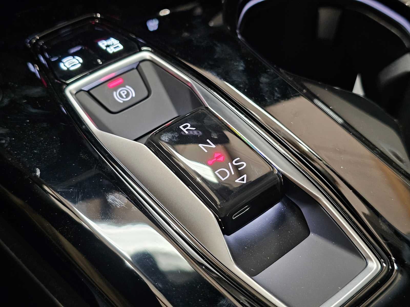 2025 Audi Q5 Premium 2.0 TFSI quattro