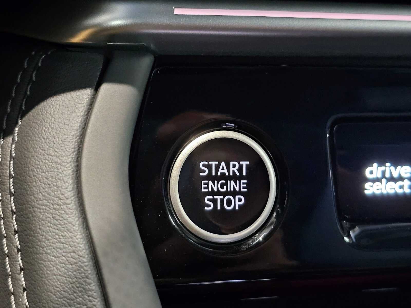 2025 Audi Q5 Premium 2.0 TFSI quattro