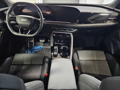 2025 Audi SQ5 Premium Plus 3.0 TFSI quattro
