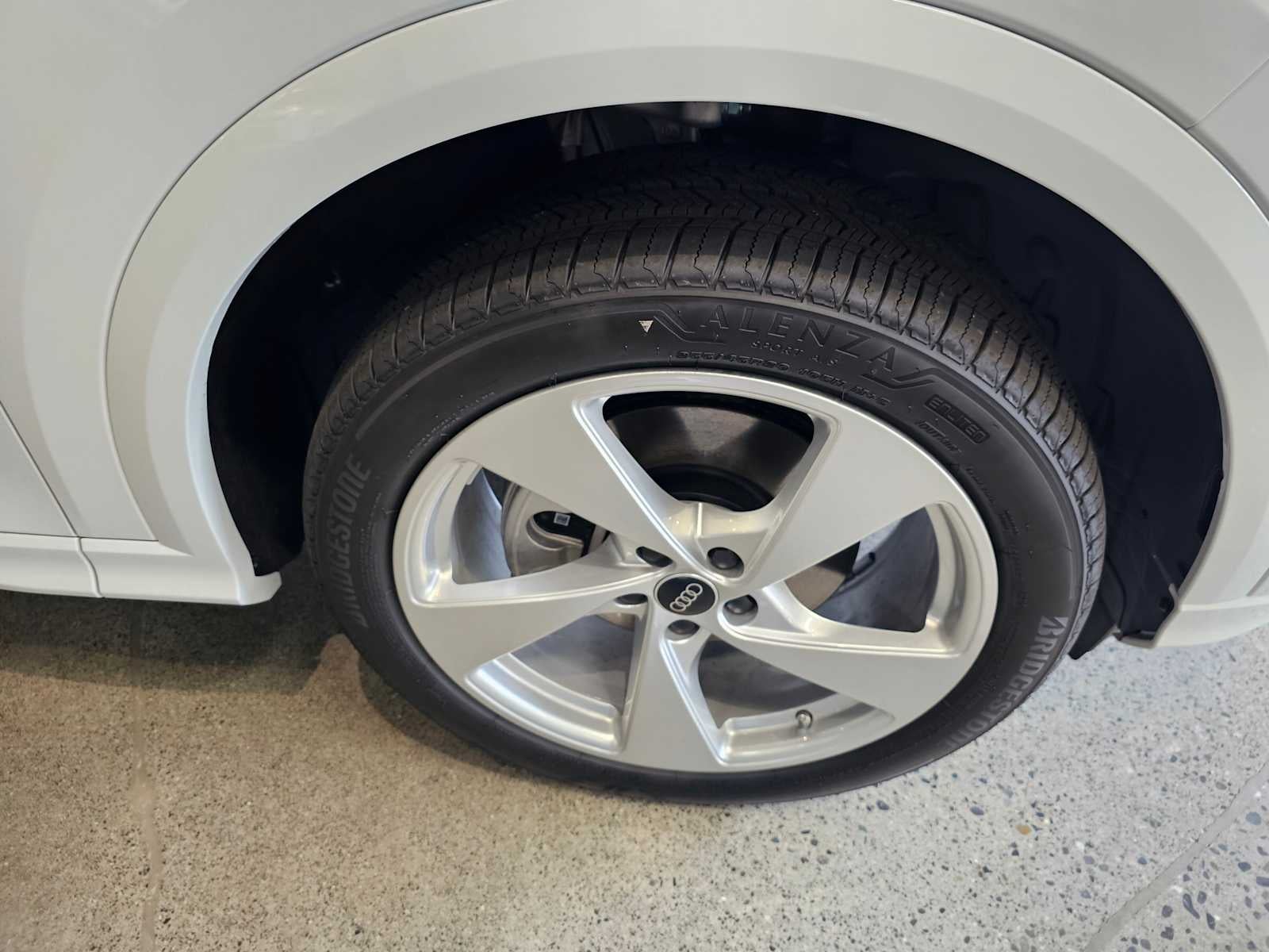 2025 Audi Q5 Premium Plus 2.0 TFSI quattro