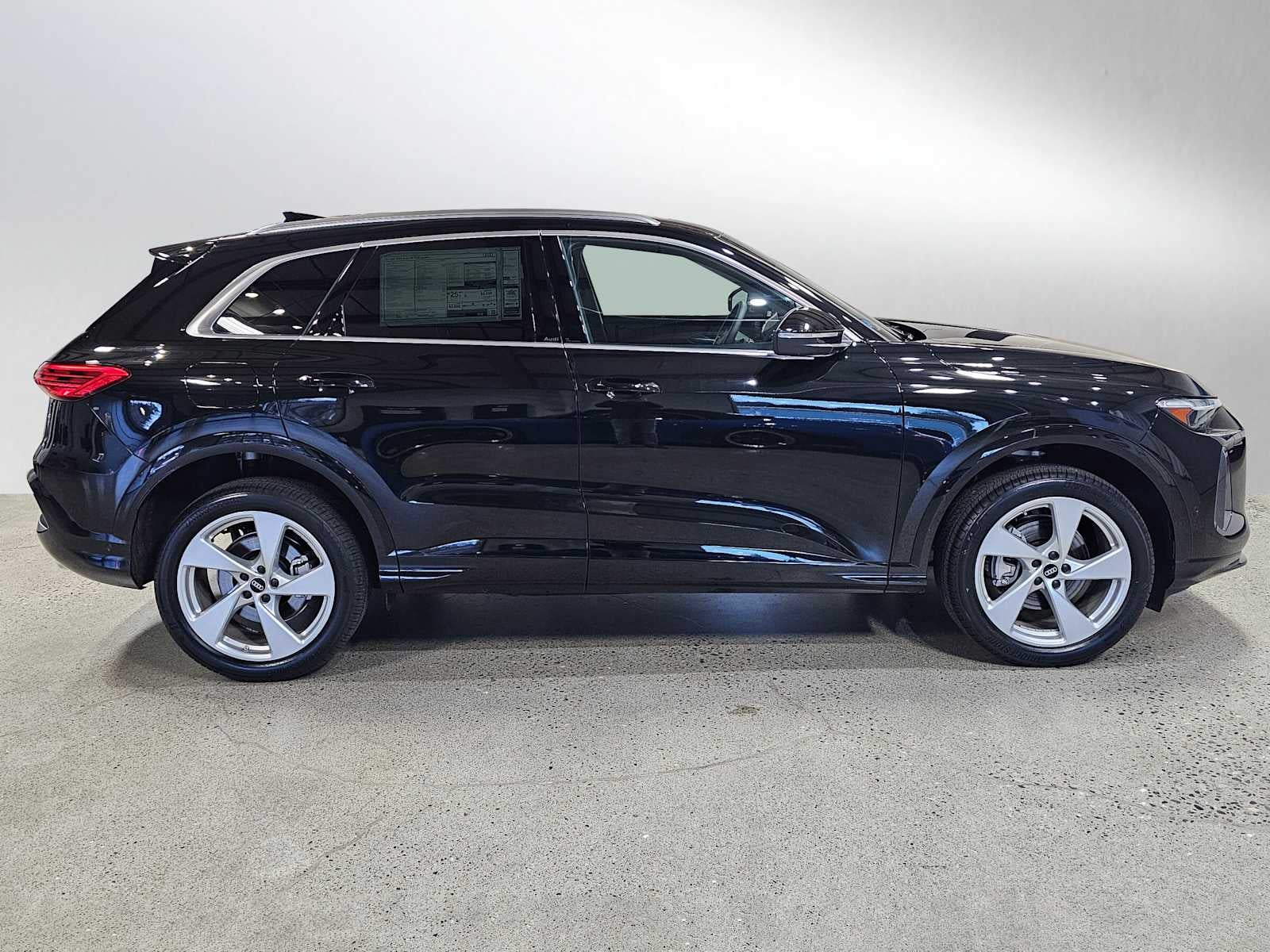2025 Audi Q5 Premium Plus 2.0 TFSI quattro