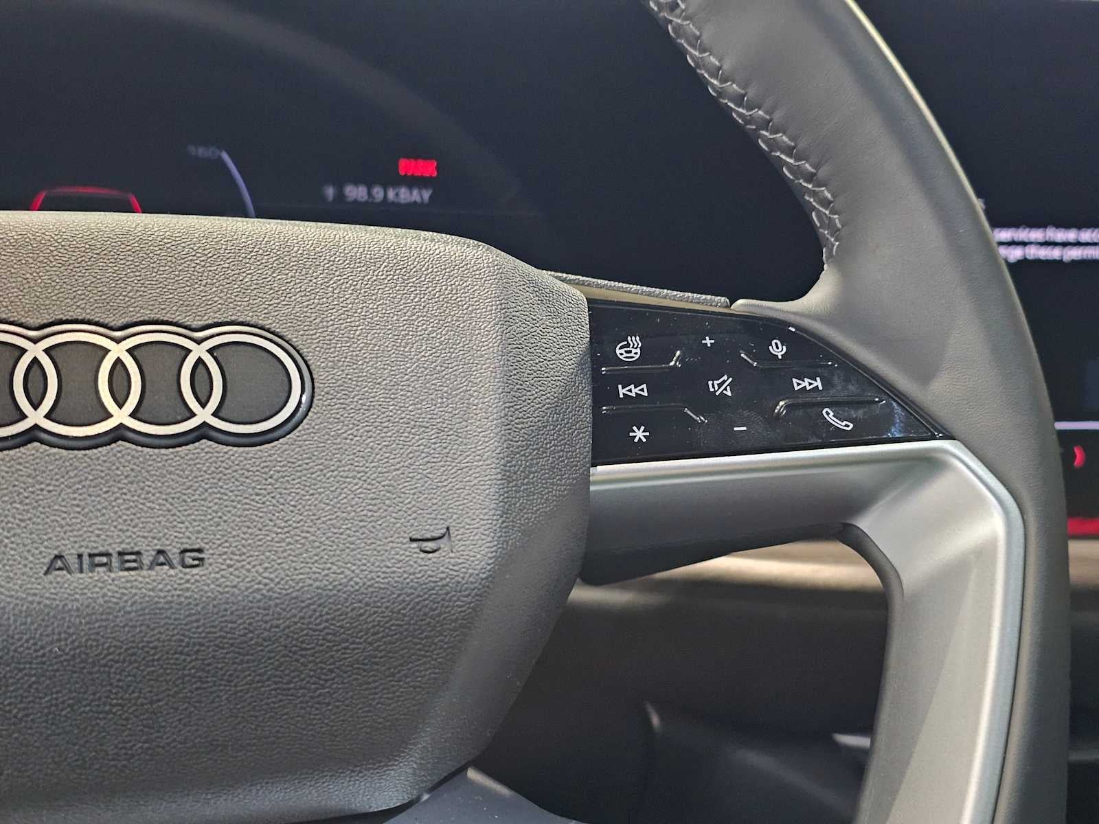 2025 Audi Q5 Premium Plus 2.0 TFSI quattro