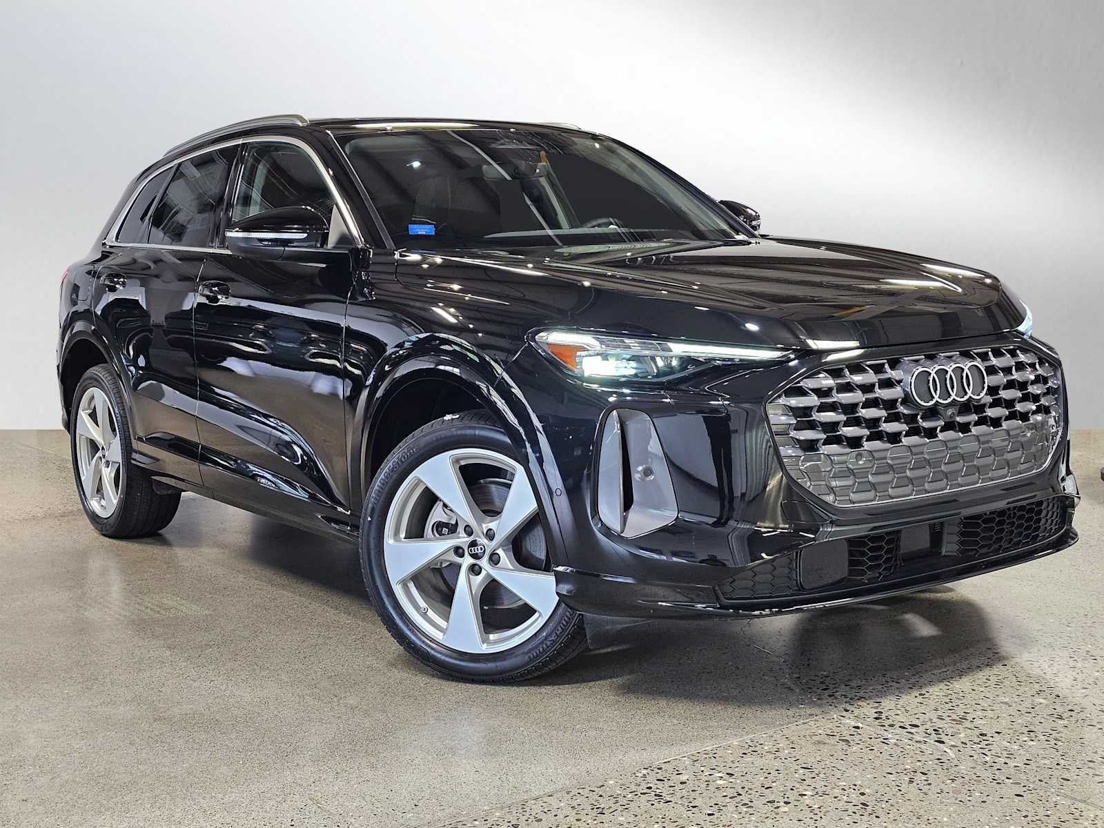 2025 Audi Q5 Premium Plus 2.0 TFSI quattro