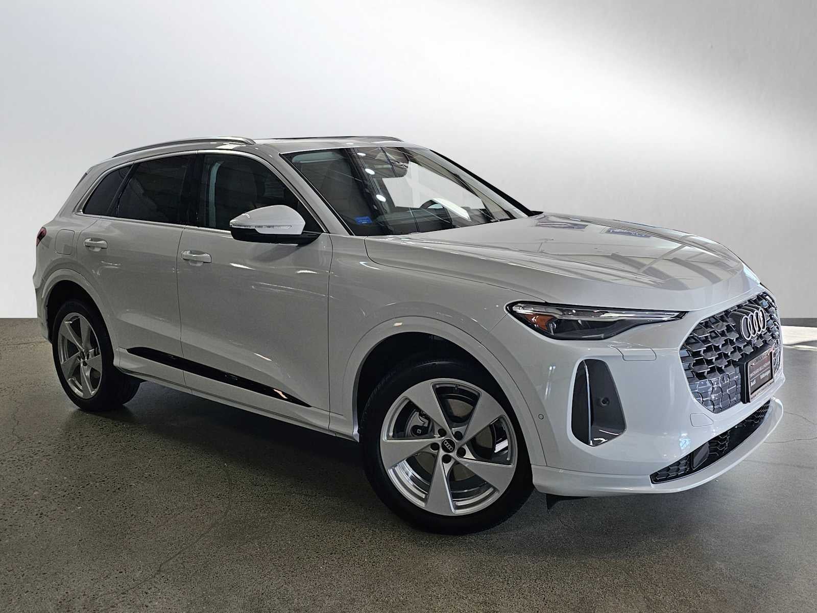 2025 Audi Q5 Premium Plus 2.0 TFSI quattro