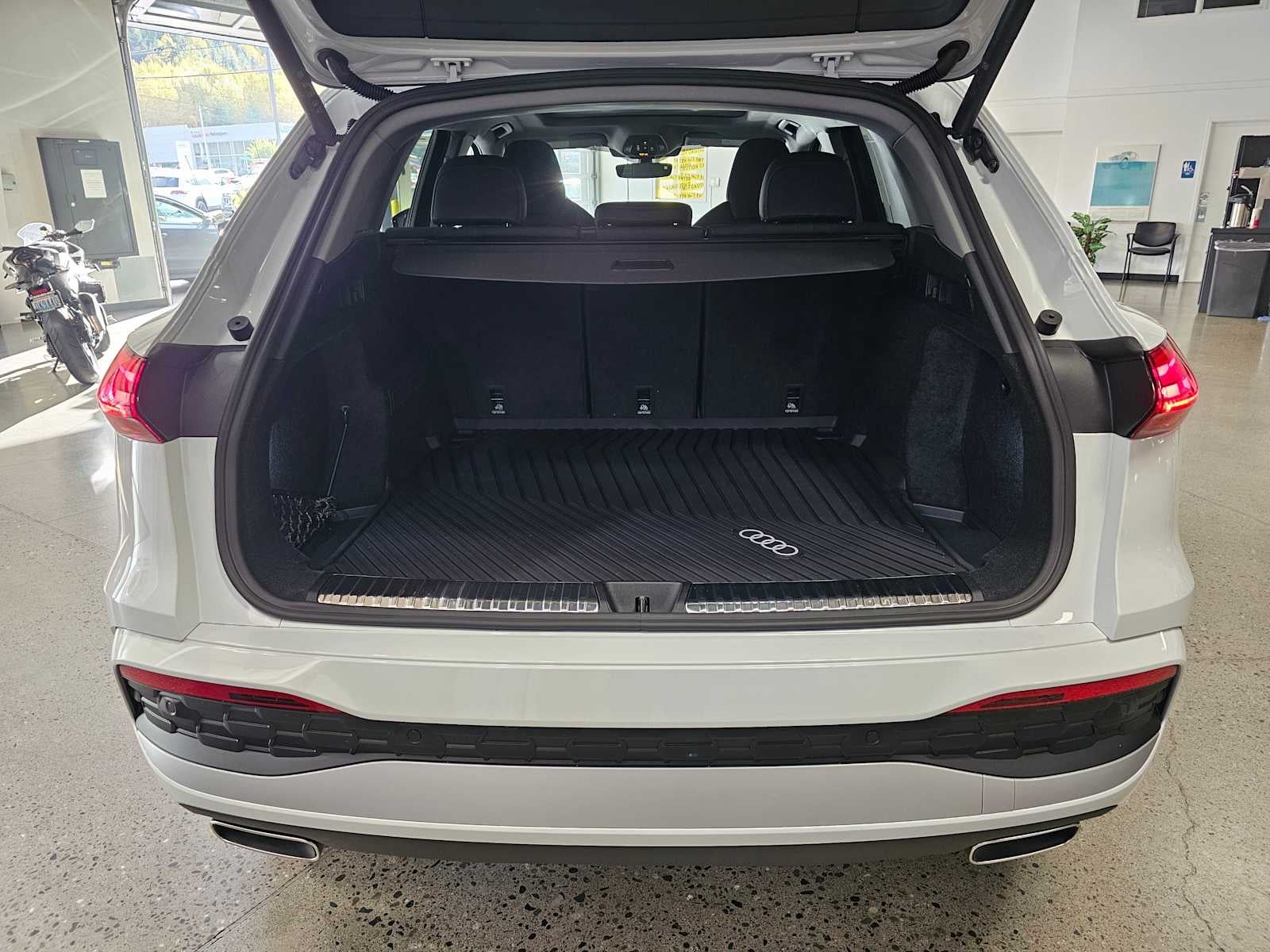 2025 Audi Q5 Premium Plus 2.0 TFSI quattro