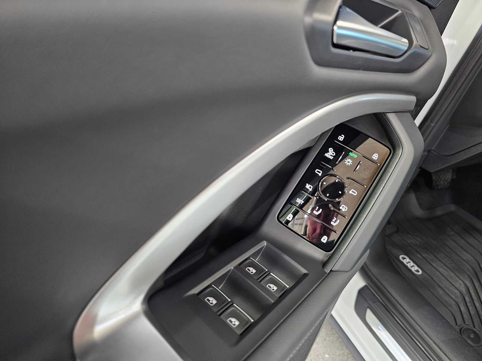 2025 Audi Q5 Premium Plus 2.0 TFSI quattro