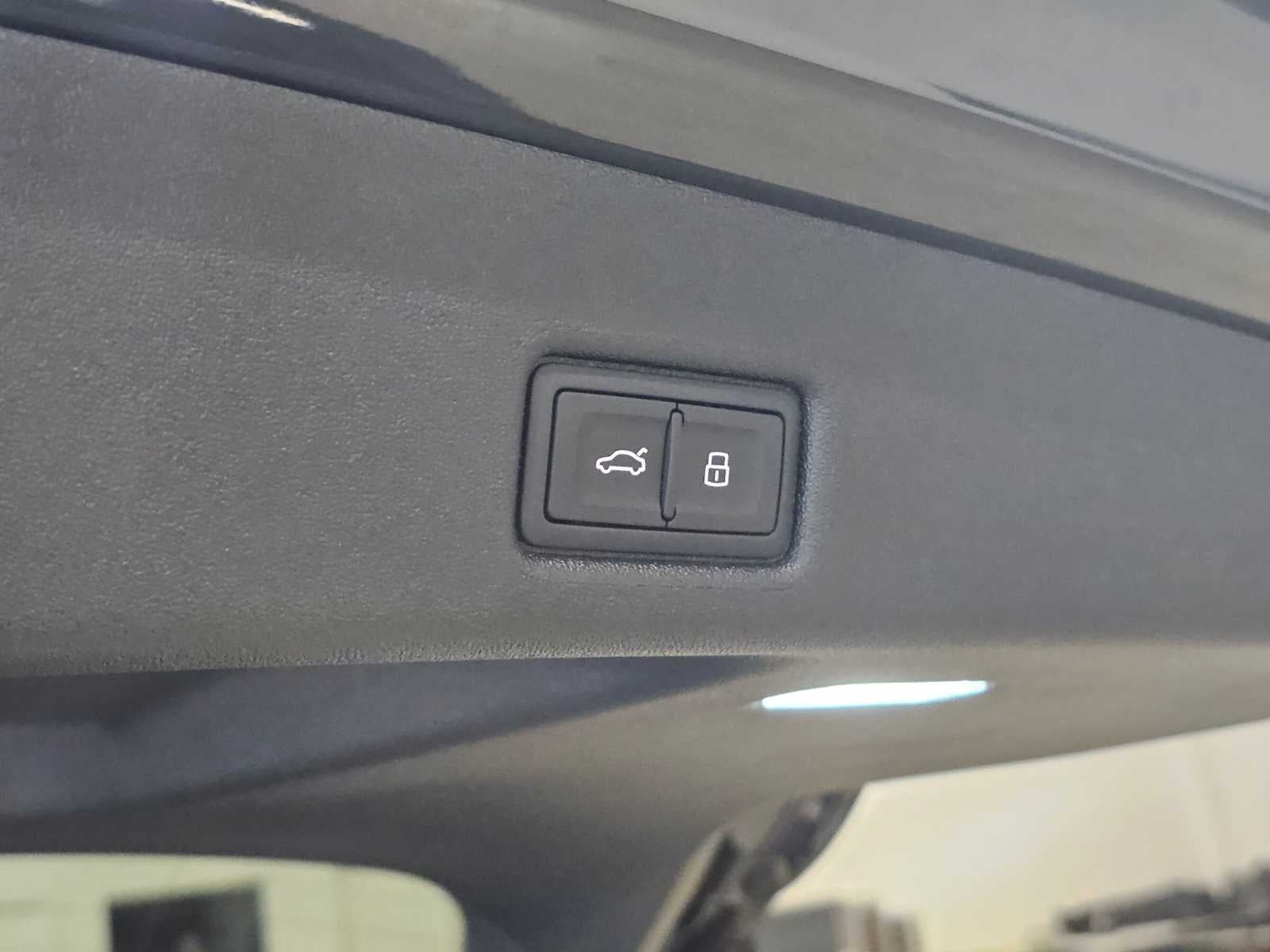 2026 Audi Q5 Premium Plus 2.0 TFSI quattro