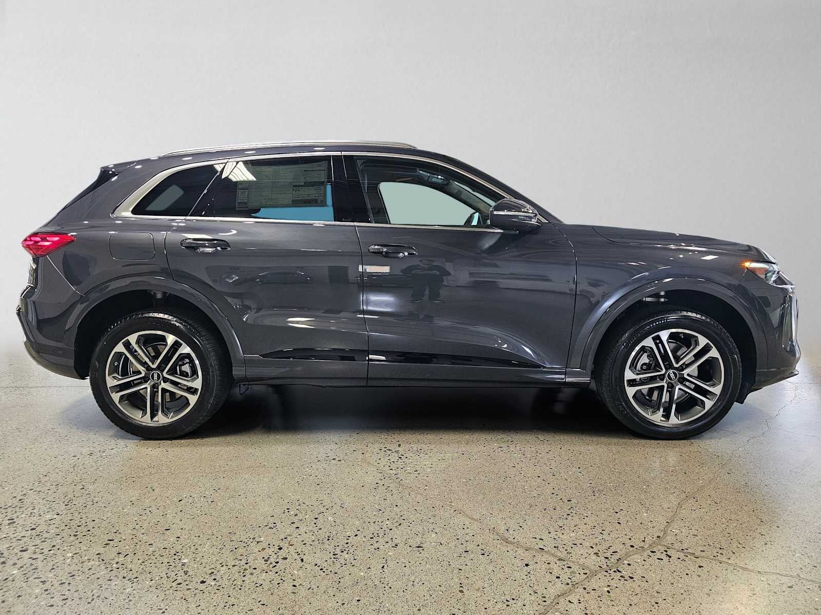2026 Audi Q5 Premium Plus 2.0 TFSI quattro