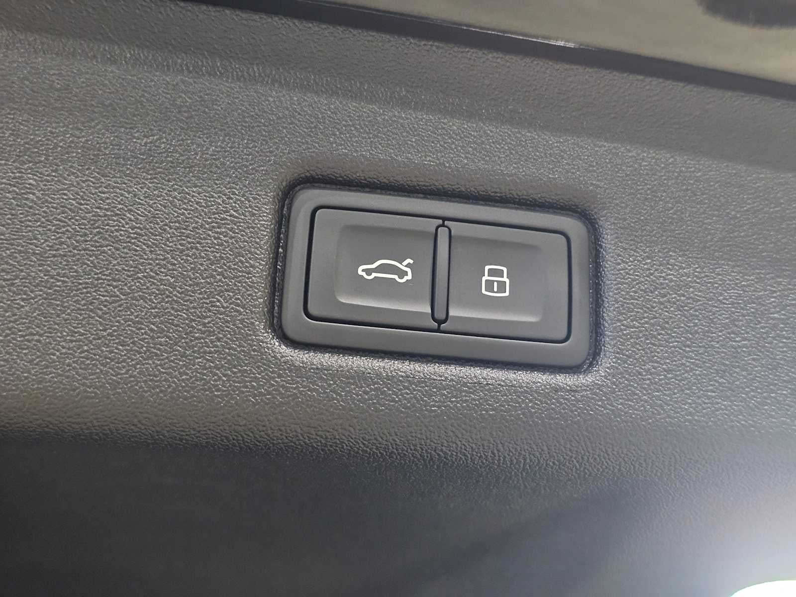 2025 Audi Q5 Prestige 2.0 TFSI quattro