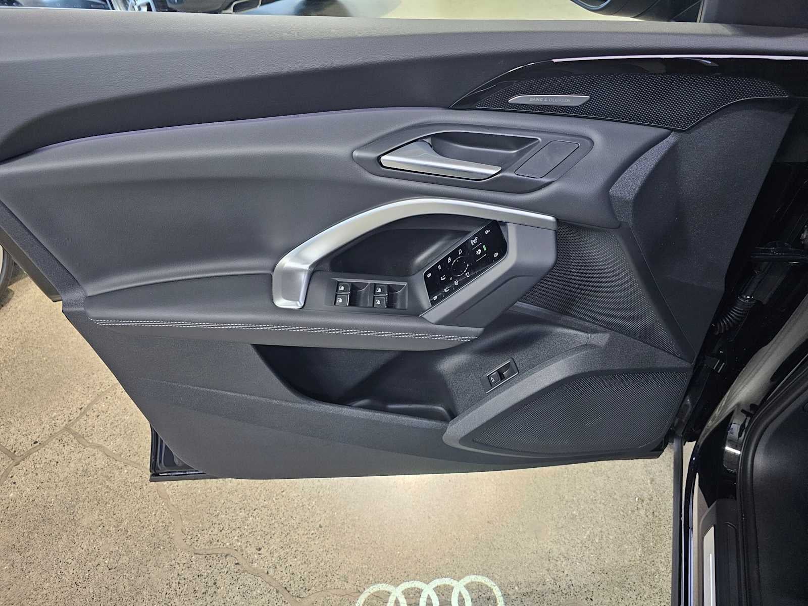 2025 Audi Q5 Prestige 2.0 TFSI quattro