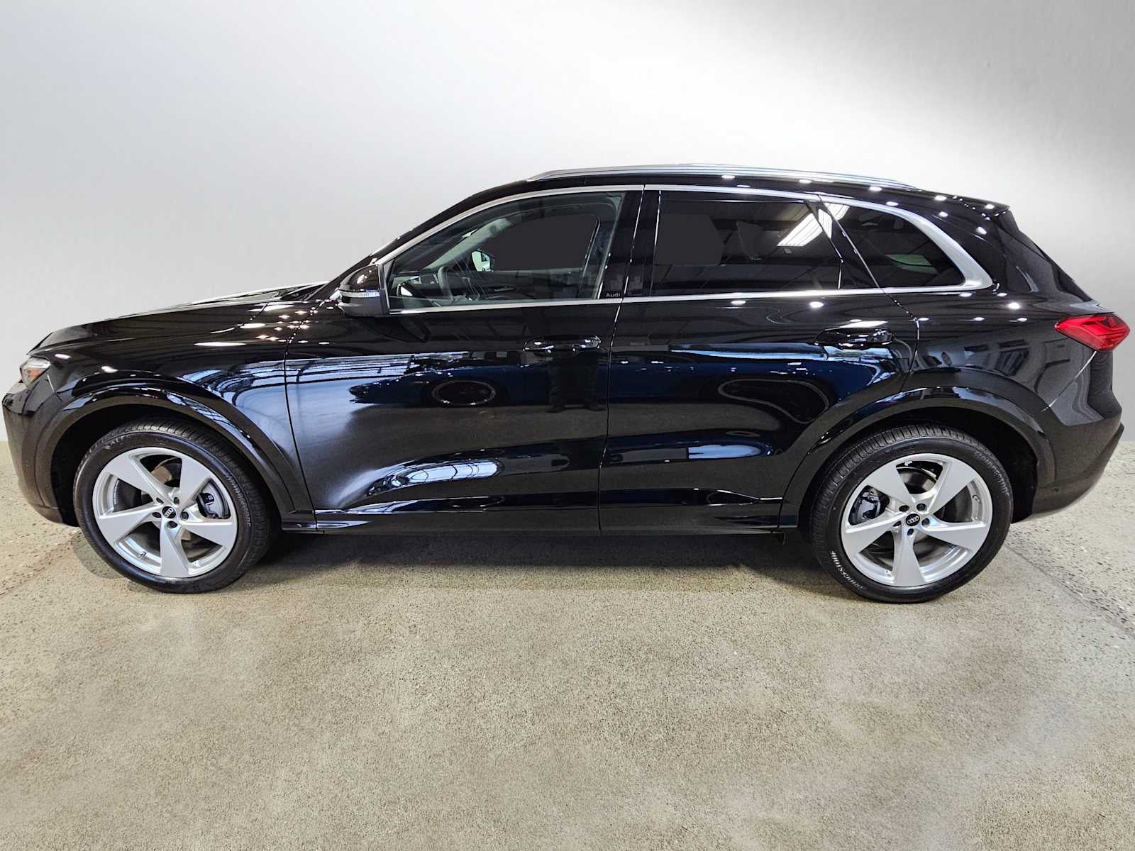 2025 Audi Q5 Prestige 2.0 TFSI quattro