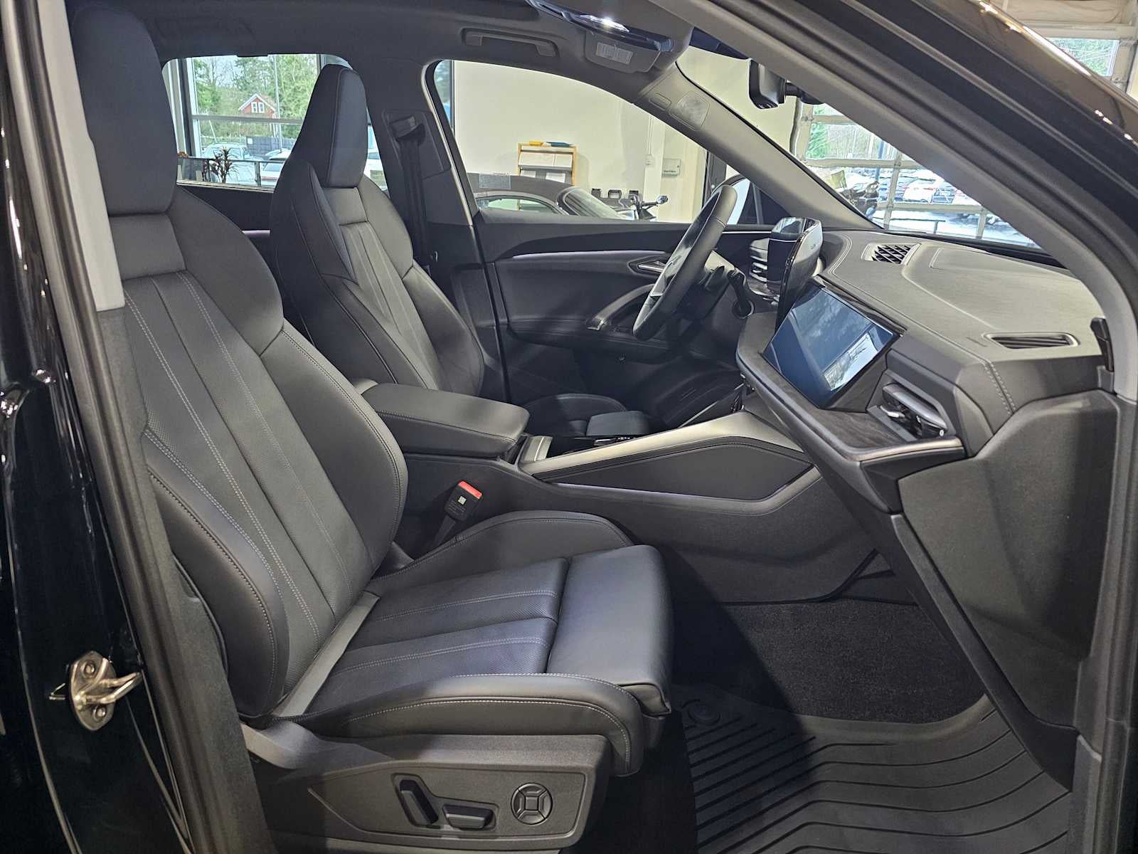 2025 Audi Q5 Prestige 2.0 TFSI quattro