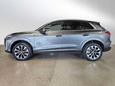 2026 Audi Q3 S line quattro