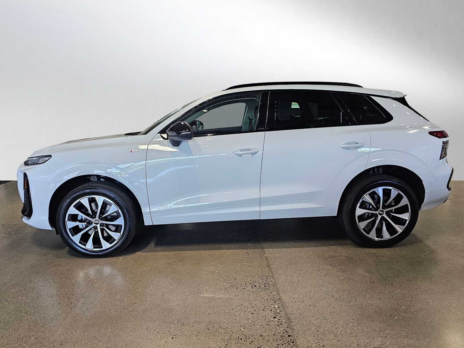 2026 Audi Q3 S line quattro